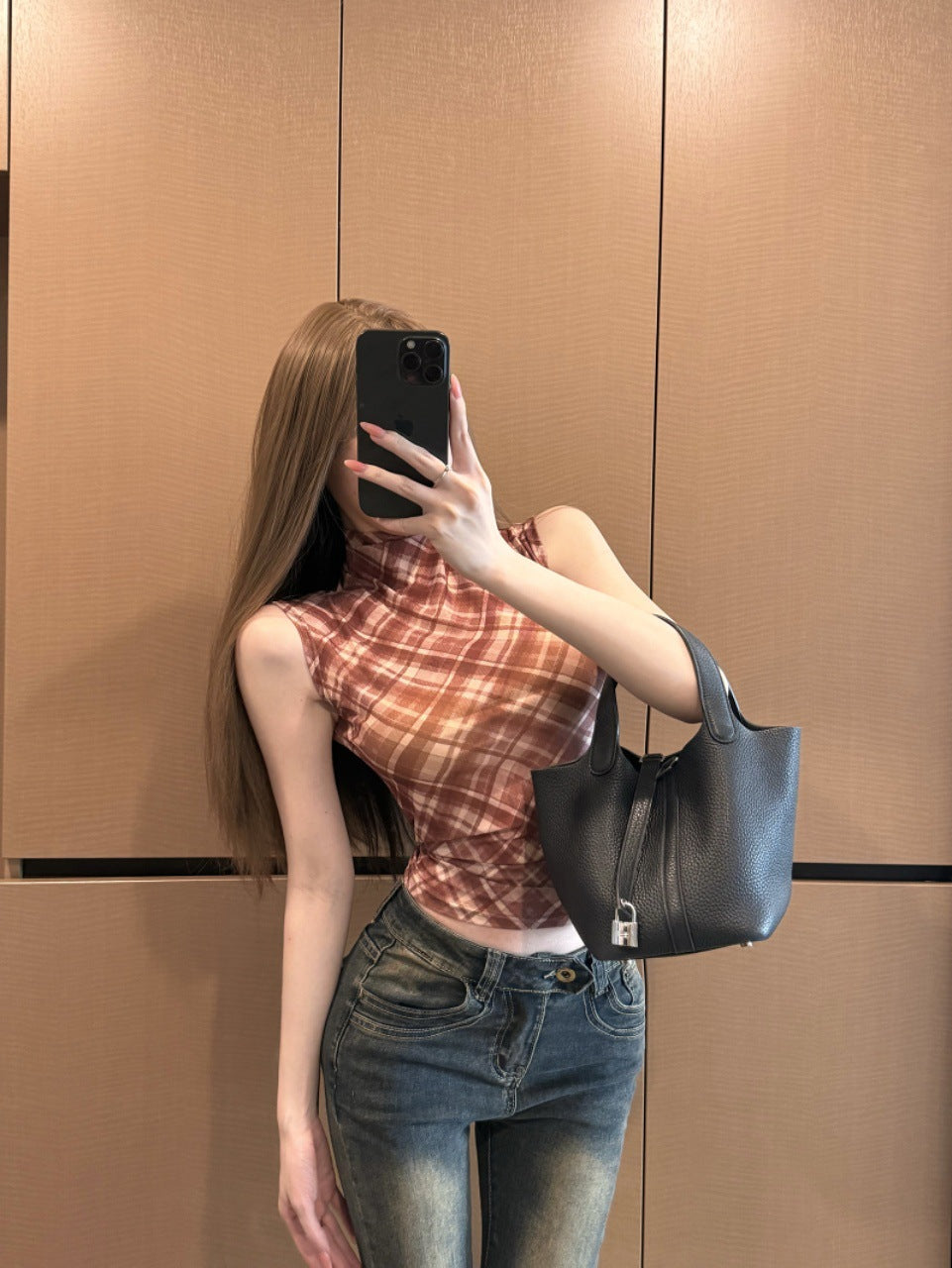 Blusa retro sin mangas de malla