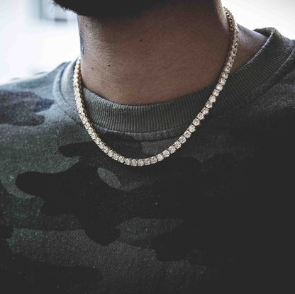 Collar de cadena con circonitas