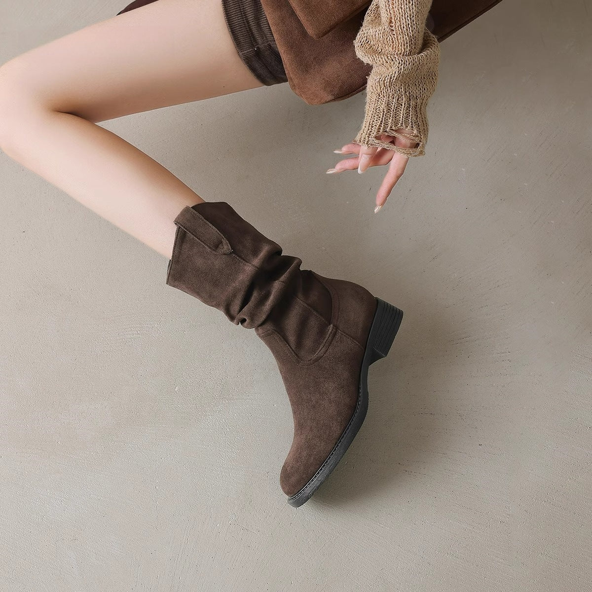 Botines de ante para mujer con tacón oculto, estilo western.