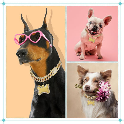 Collar para mascotas con pedrería y colgante de hueso