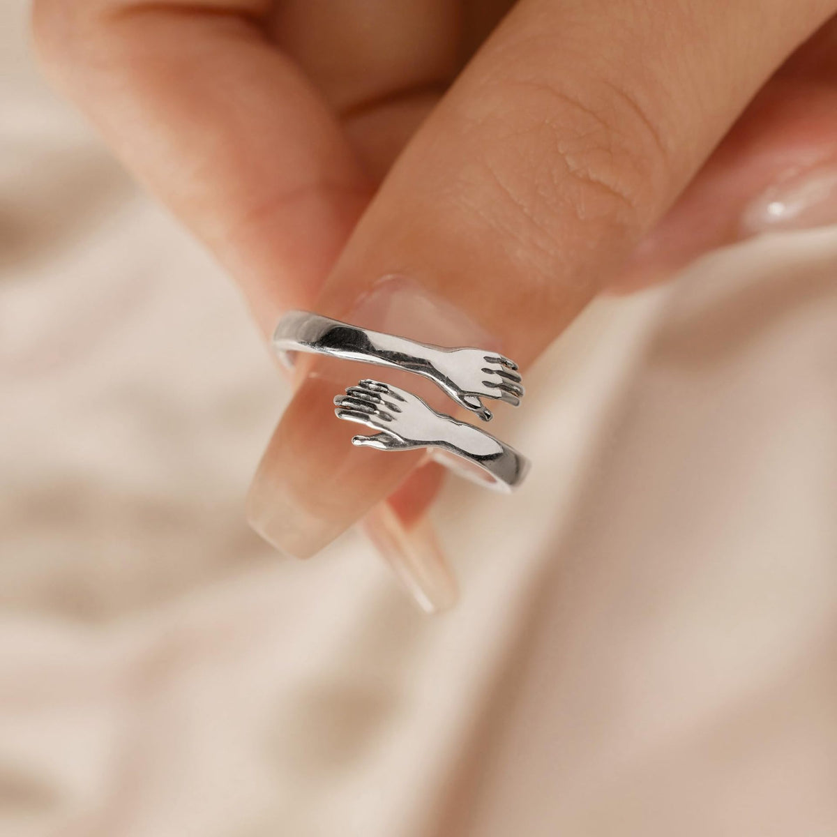 Anillo de moda Double Hug