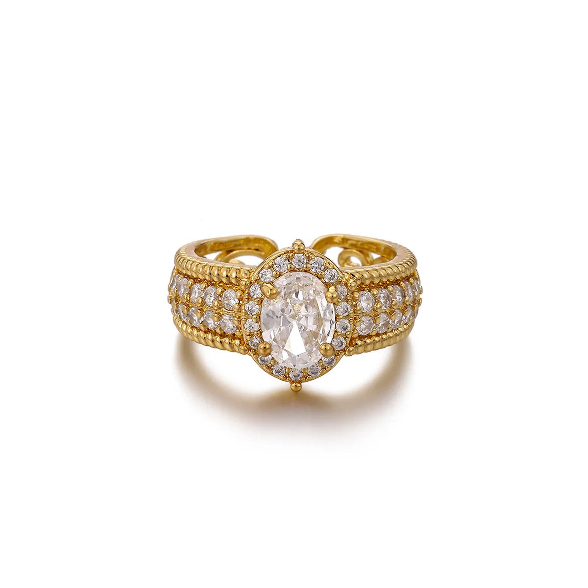 Anillo con diseño abierto
