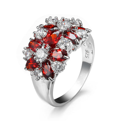 Anillo floral de circonita