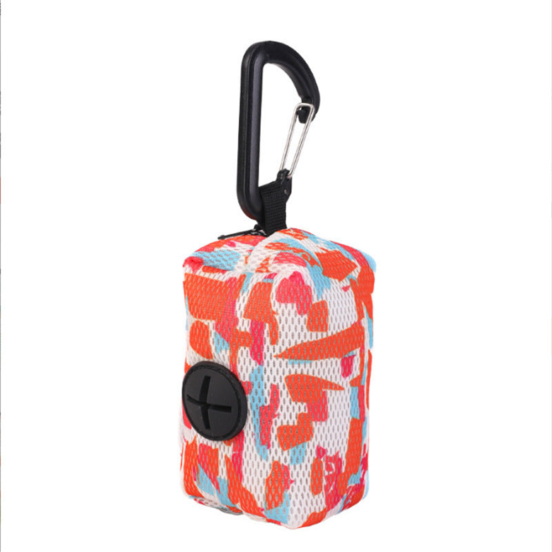 Dispensador de bolsas para excrementos de mascotas