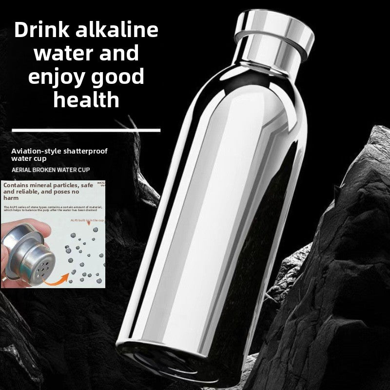 Vaso de acero inoxidable con aislamiento al vacío para generar agua mineral alcalina