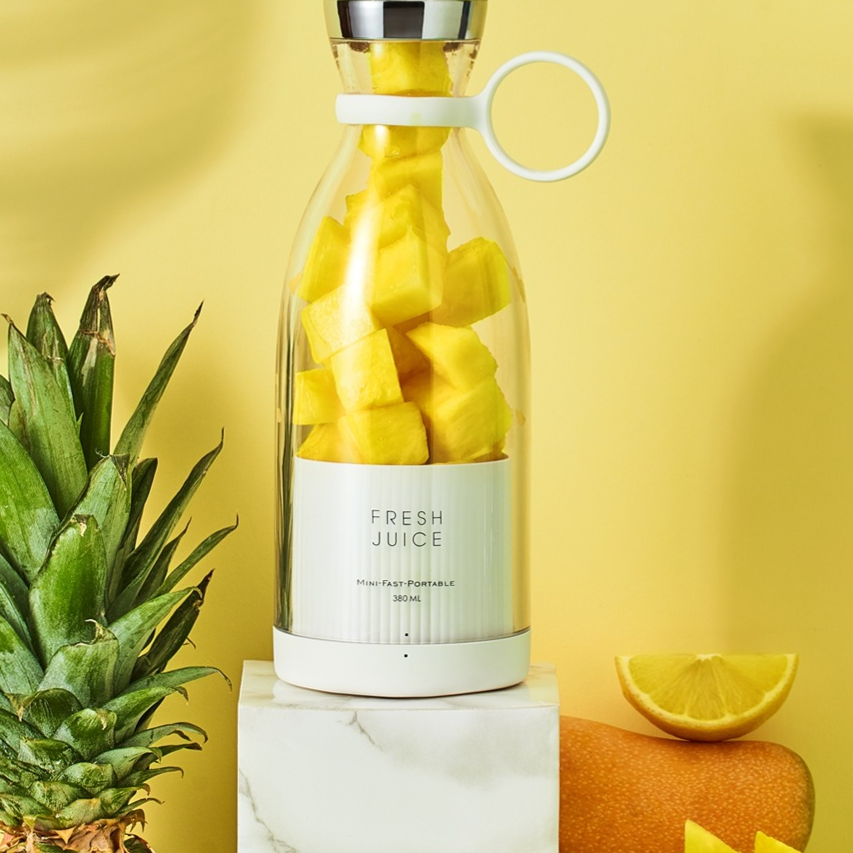 Vaso exprimidor portátil recargable por USB