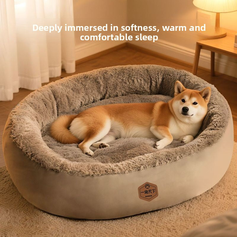 Cama aislante para mascotas con juguete