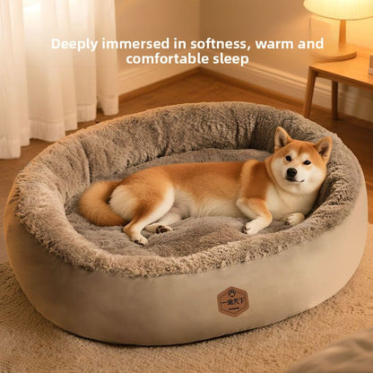 Cama aislante para mascotas con juguete