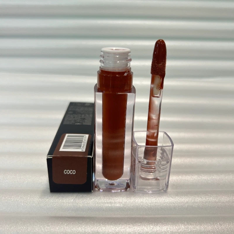 Brillo labial hidratante con brillo extra