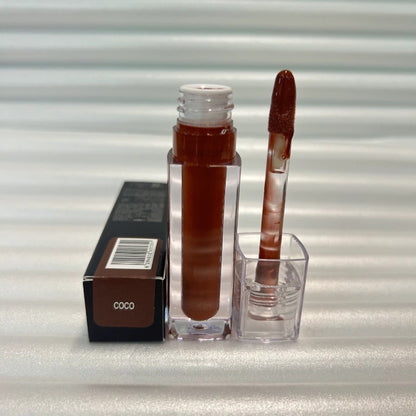Brillo labial hidratante con brillo extra