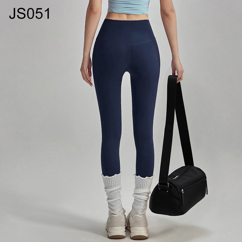 Women's Quick-Dry Yoga Set with Chest Support